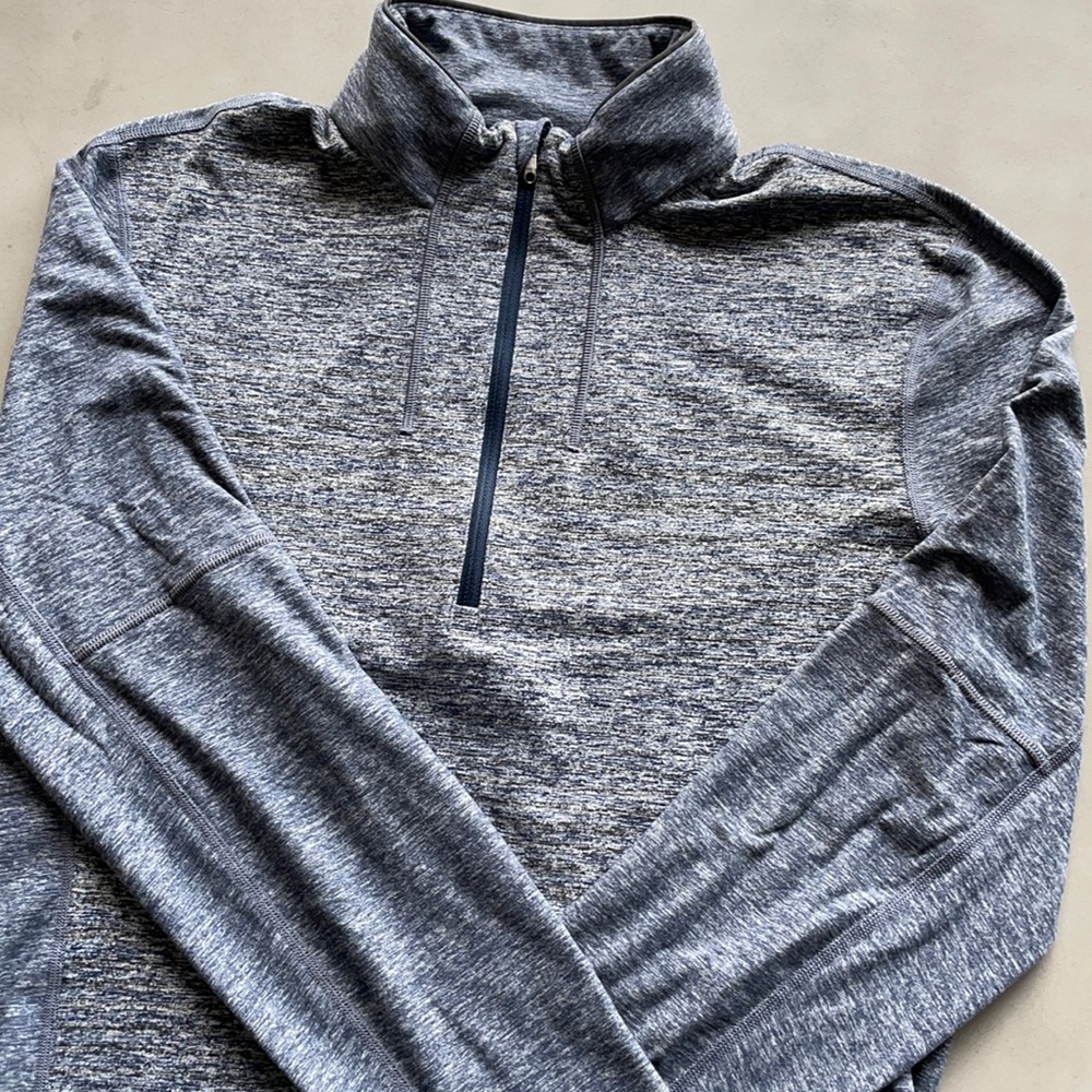 Men’s Lululemon long sleeve 1/4 zip